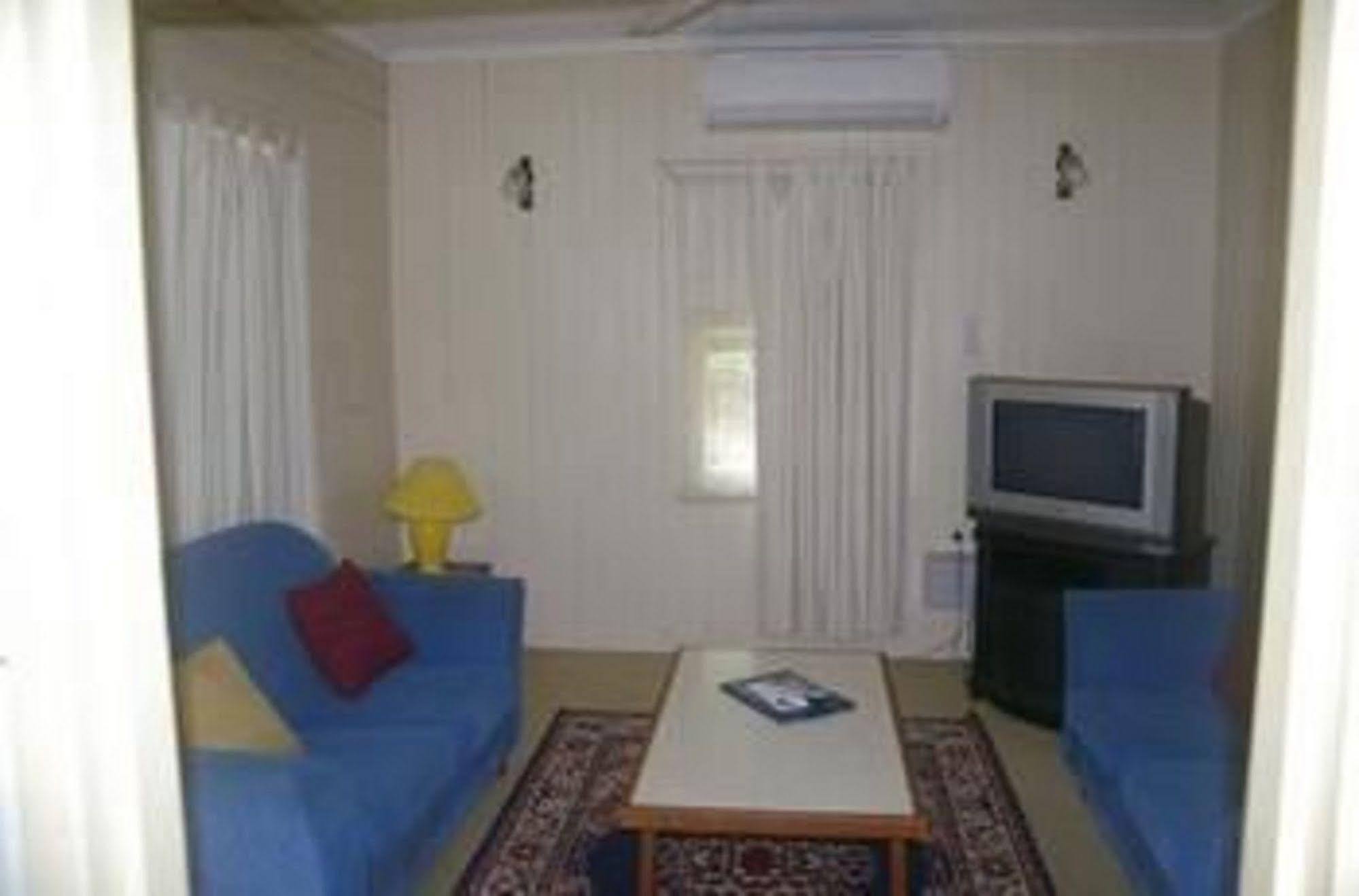 Ipswich City Motel Bagian luar foto